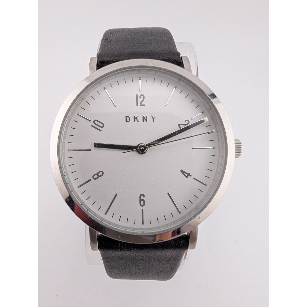 DKNY‎ Watch Women 36mm Silver Case Black Leather Band- New Battery